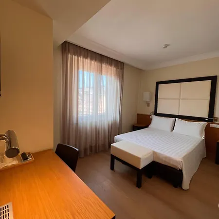 Hotel Daniel & Ristorante Cocchi 3*