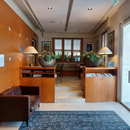 Daniel & Ristorante Cocchi 3* פארמה