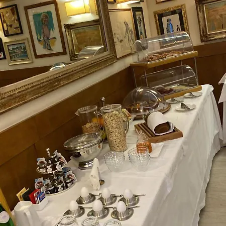 Daniel&ristorante Cocchi Hotel 3*