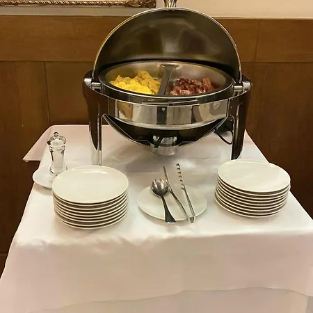 Hotel Daniel & Ristorante Cocchi 3*