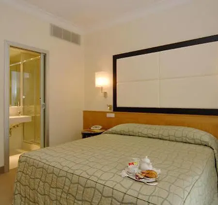 Daniel & Ristorante Cocchi מלון פארמה