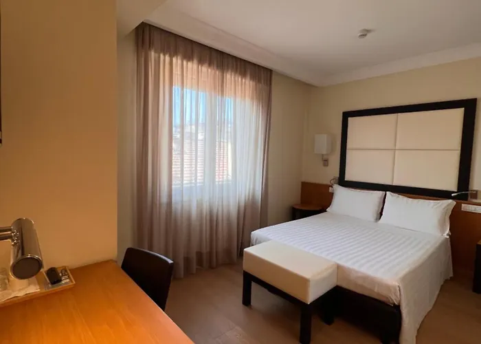 Hotel Daniel & Ristorante Cocchi 3*