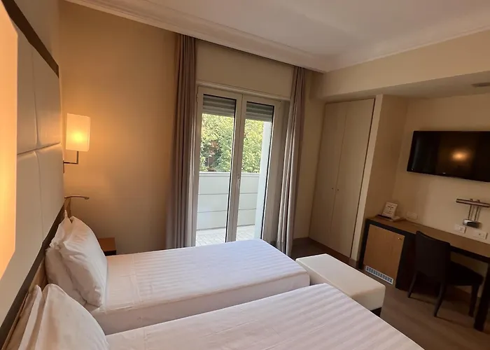 Hotel Daniel & Ristorante Cocchi 3*