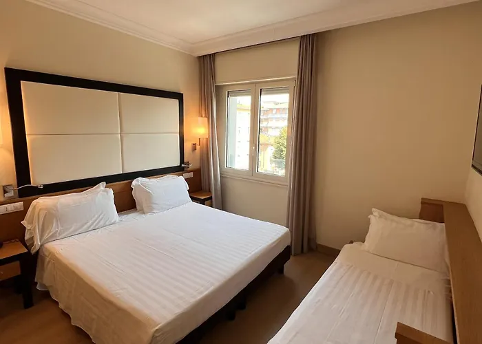 Daniel & Ristorante Cocchi Готель 3*