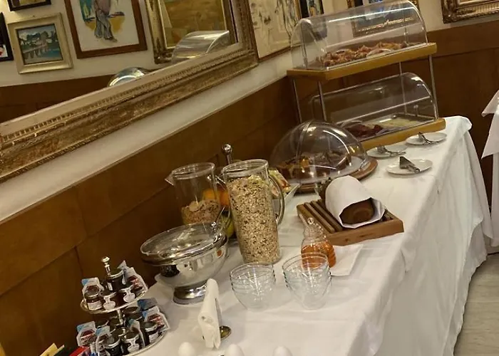 Daniel & Ristorante Cocchi Hotel 3*